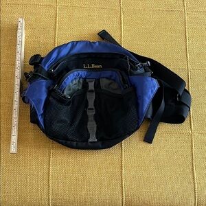 L.L. Bean Blue and Black Belt Bag with Ergonomic Design